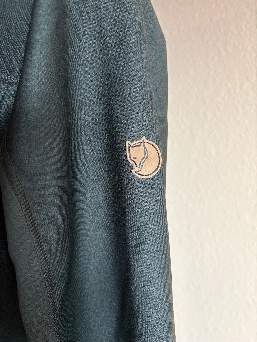 Fjallraven Abisco Trail Fleece Dark Green Hooded Lightweight Jacket Sz L - Picture 6 of 10